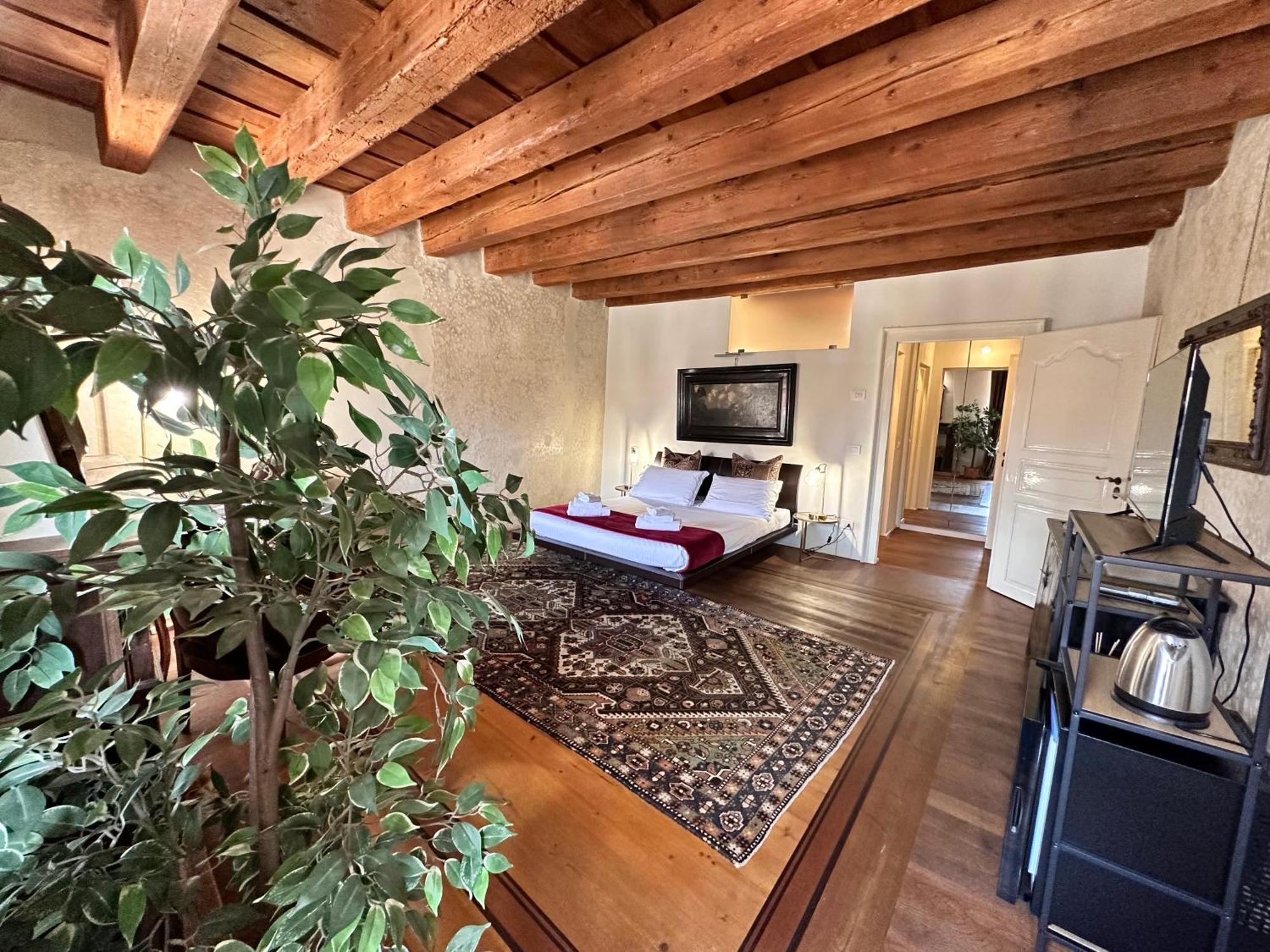 Truly Verona - Delle Erbe Suites Exterior foto